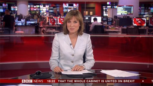 Fiona Bruce - BBC News Presenter (15)