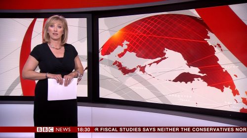 Martine Croxall - BBC News Presenter (6)