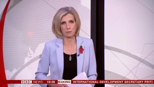 Carole Walker - BBC News Presenter (3)