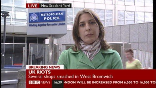 uk-riots-bbc-news-24566